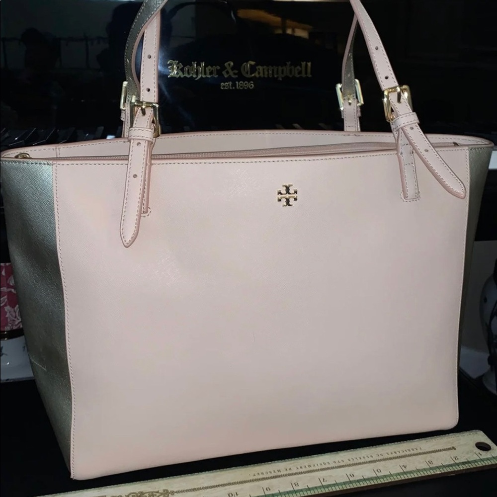 💯Tory Burch “York Small Buckle” XL Shopping Tote✨